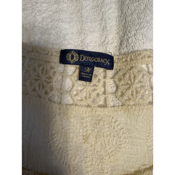 Democracy Cream 3/4 Sleeve Crochet And Lace Top, Size Medium, Boho - Picture 2 of 8